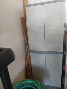 lot 3042 image: Plastic  storage cabinet with Shelves 69 and 14x 25  14 x 17.5