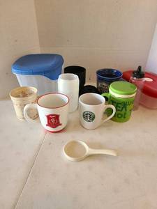 lot 3107 image: Mugs and storage containers.