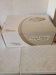 lot 3112 image: Rainbow Aqua Mate carpet shampooer kit