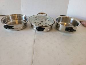 lot 3117 image: Three stainless steel pans