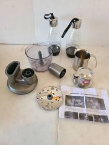 lot 3123 image: Vietnamese coffee filter brewing set with SodaStream bottles, partial Cuisinart food processor parts