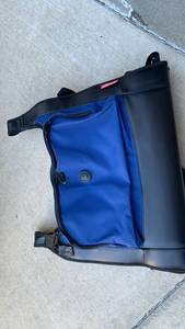 lot 3220 image: Coleman Blue Black Laptop Bag