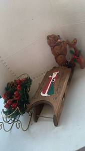 lot 3313 image: Christmas decor