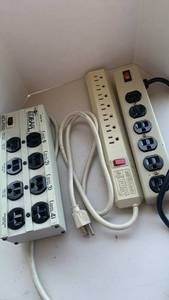 lot 3333 image: Lot of 3 Power Strips
