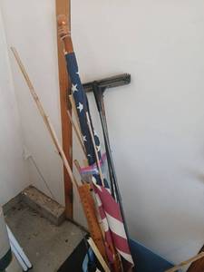 lot 3511 image: Lot of houshold tools. Flag. Yard sticks,trashcan