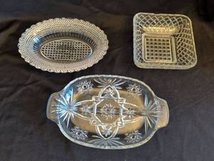 lot 1143 image: Lot of 3 Glass Serving Dishes Oval and Square Shapes Cut Crystal Pattern