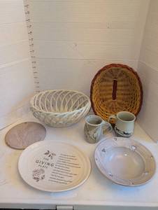 lot 1153 image: Ceramics lot. Plates Bowls Mugs and Baskets