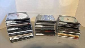 lot 1378 image: Lot of CDs Classical Music Pop Standards Artists