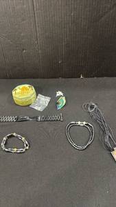lot 1612 image: Womens jewelry, smart watch band and more