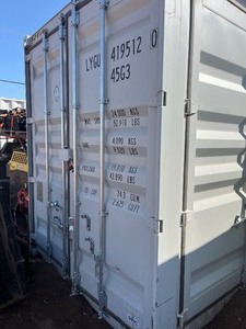 lot 9154 image: First Use 40ft High Cube 4-Door Container (LYGU4195120)