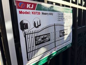 lot 9213 image: Unused KJ Metal 7x20ft Farm Driveway Gate (K0720)