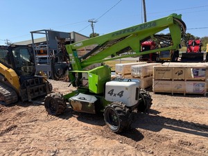 lot 9140C image: Niftylift SP34DE 4x4 Bi-Energy Articulating Boom Lift - 40ft Working Height - NON RUNNING - SEE DETAILS