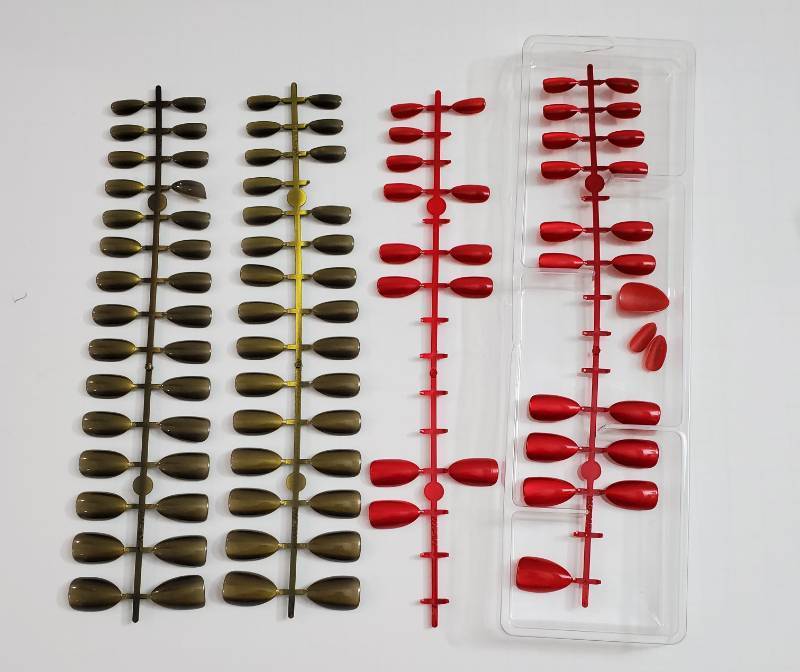 lot 64286 image: Cats Eye Press On Nails AlmondSquareCoffin Fake Nails Glossy Acrylic Fake Nails Glues On Nails. 2 Colors Only. - Retail $9