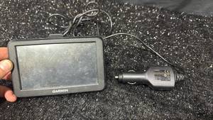 lot 46 image: Garmin nuvi 50LM GPS Navigation Device with Car Charger