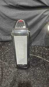 lot 86 image: Lasko CT16560 Movable Air Heater 1500W 120V