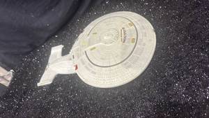 lot 93 image: Playmates Toys Star Trek USS Voyager NCC-74656 Starship Model