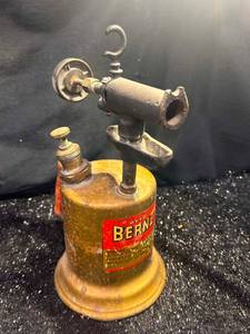 lot 114 image: Otto Bernz Blow Torch Burner Famous Since 1876