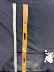 lot 130 image: Johnson Level & Tool 033 No. 548 Spirit Level