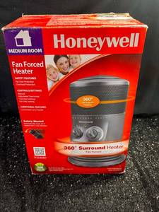 lot 131 image: Honeywell 360° Surround Fan Forced Heater Medium Room