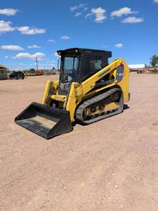 lot 201 image: Yanmar T210 Compact Track Loader