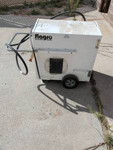 lot 6860 image: Flagro Industries THC-175DF Construction Heater 175000 BTU Dual Fuel - Runs