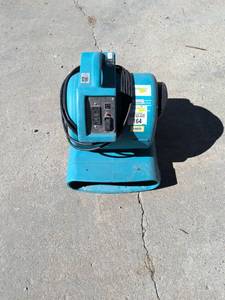 lot 6895 image: Blue Blower Fan