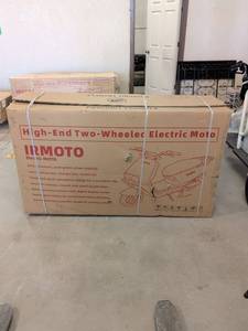 lot 8048 image: IRMOTO High-End Two-Wheeled Electric Moto (Red)