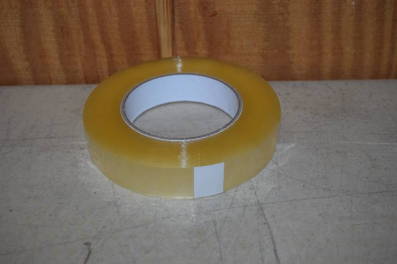 lot 49 image: 72 Rolls Bron Clear Packing Tape