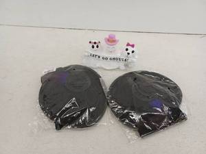 lot 21266 image: Halloween Ghost Decoration Set with Black Witch Hats