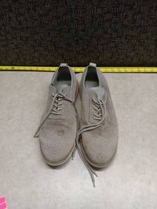 lot 1315 image: Knit Mesh Lace-Up Casual Shoes Size 13 Gray, Used