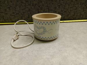 lot 1336 image: Rival Potpourri Crock Round White Ceramic