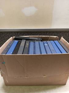 lot 1389 image: Storage Binders & Organizers - Mixed Colors