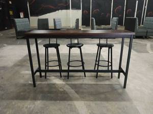 lot 5005 image: Bar Height Dining Set w Wood Top & Black wood Stools