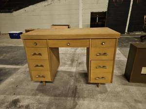lot 5039 image: Vintage Wood Pedestal Desk w Drawers 44in Wide