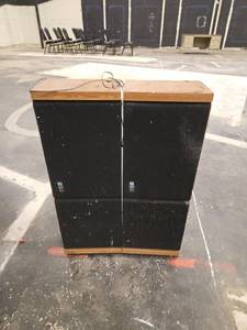 lot 5042 image: Soundesign 0765KD Wide Range Speaker Pair