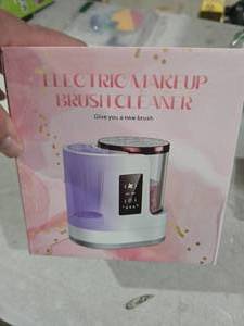 lot 6192 image: 3 IN 1 Electric Makeup Brush Cleaner & Dryer Machine