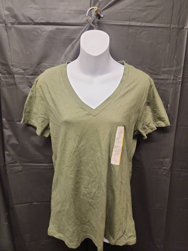 lot 71269 image: Womans Olive Green V-Neck T-Shirt (Size S) - Retail $8