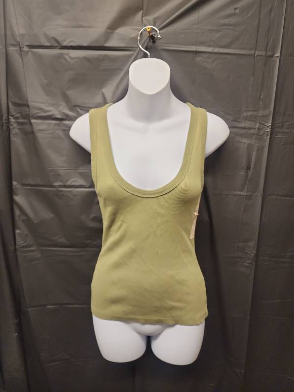 lot 71270 image: Womans Olive Green Ribbed Tank Top (Size S) - Retail $8