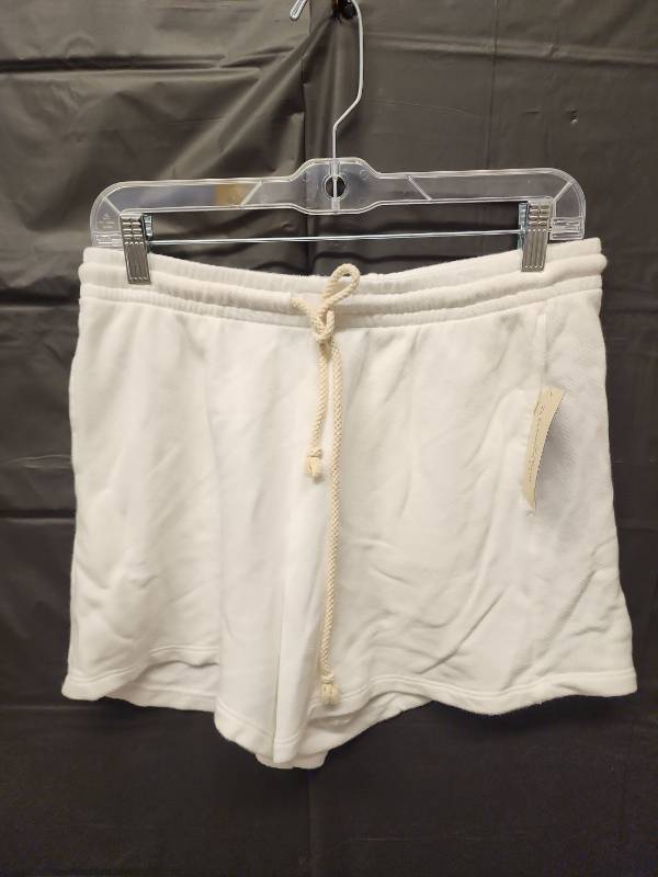 lot 71291 image: Universal Thread, Womens White Cotton Sweat Shorts with Drawstring (Size S) - Retail $15