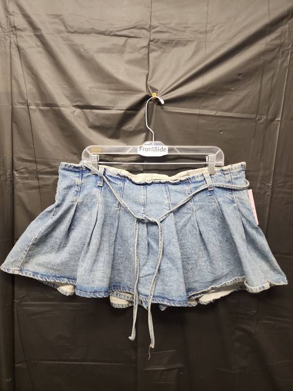 lot 71297 image: Wild Fable, Denim Pleated Mini Skirt with Drawstring Waist (Size 14) - Retail $22