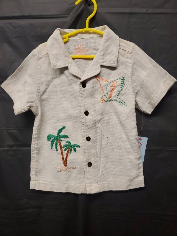 lot 71302 image: Boys Hawaiian Style Button Up Shirt with Embroidered Palm Tree and Bird Design ( Size 3T) - Retail $12