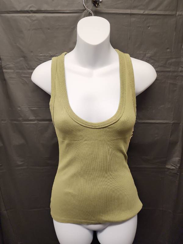 lot 71314 image: Universal Thread, Woman Olive Green Ribbed Tank Top (Size S) - Retail $8