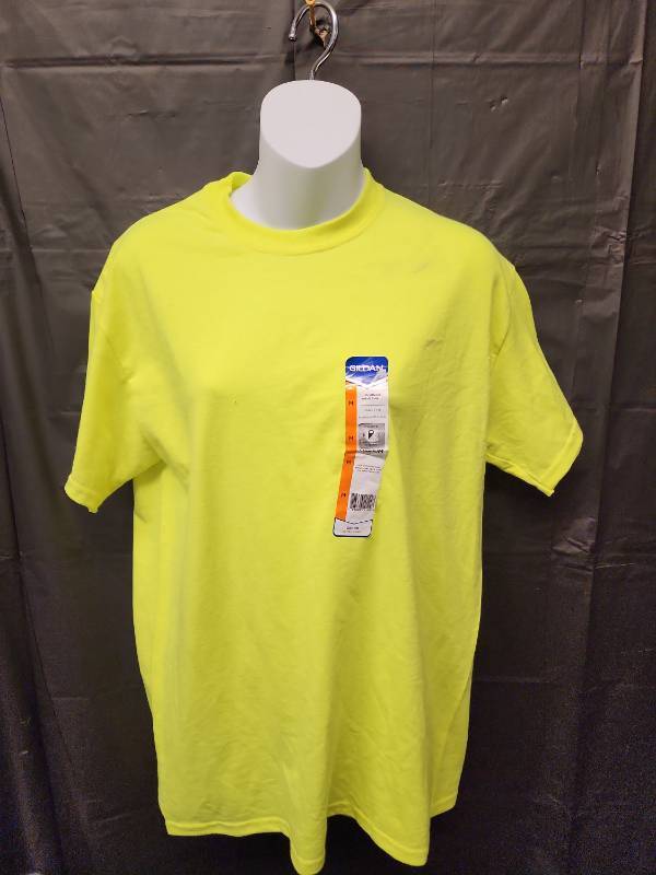 lot 71334 image: Mens Gildan Safety Yellow Short Sleeve T-Shirt (Size M) - Retail $12