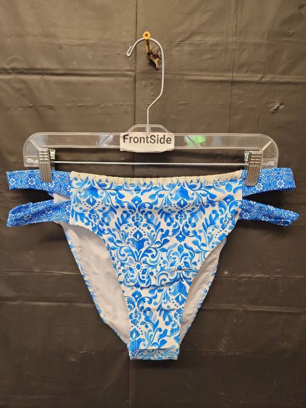 lot 71355 image: CupShe, Blue Floral Print Bikini Bottom (Size XL) - Retail $15