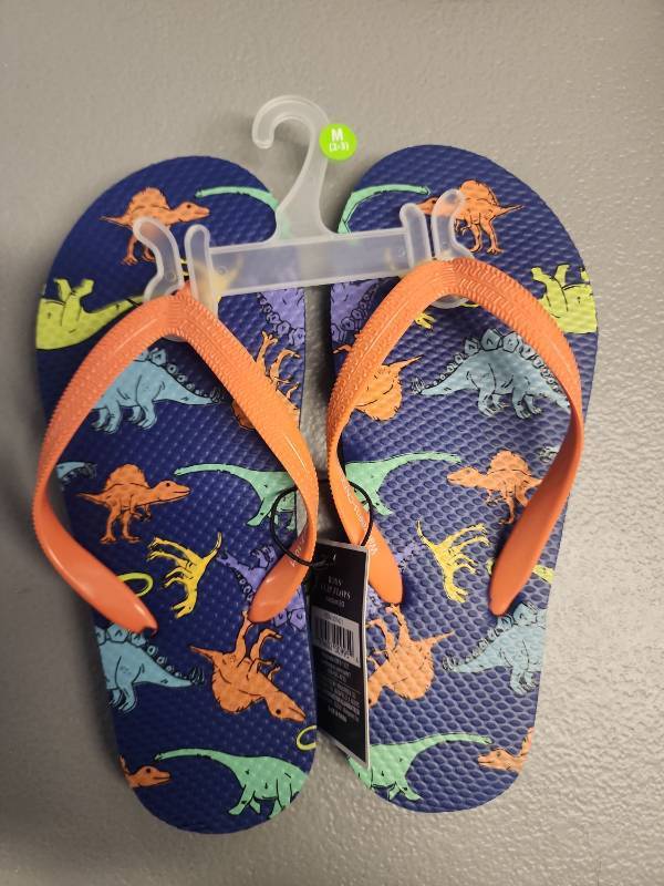 lot 70960 image: Kids Dinosaur Print Flip Flops with Orange Straps M(23) - Retail $8
