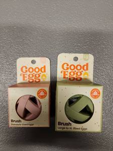 lot 70996 image: Good Egg Brush Set for Chicken Eggs ST & LG eggs  - Retail $10
