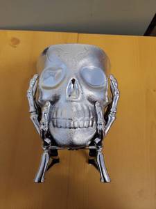 lot 71033 image: Skull Head Skeleton Figurine with Articulated Jaw and Hands Candy Bowl - Retail $6