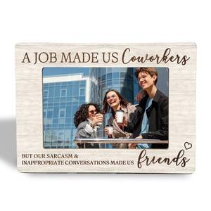 lot 14150 image: Xivenhavm Wooden Photo Frame 4x6