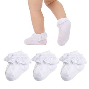 lot 8495 image: Mini Angel Baby Lace Socks Newborn Girls 3-Pack 0-3 Months