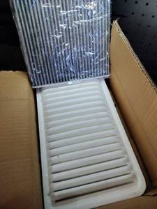 lot 13428 image: Engine Air Filter Element Pleated White
